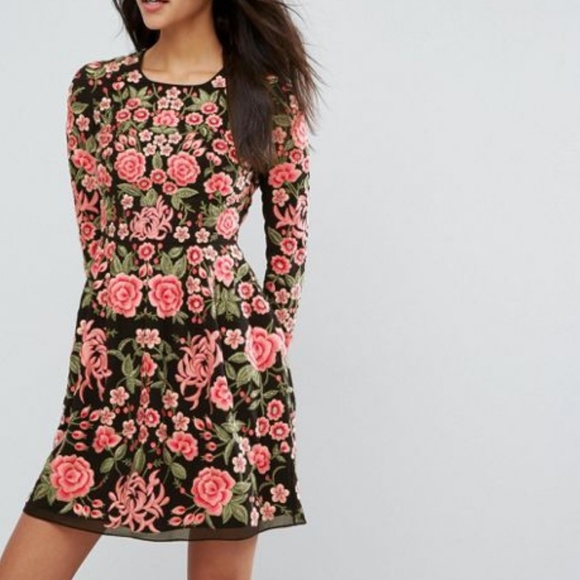 Needle & Thread Intricate Bead and Sequin Dress - Picture 4 of 5